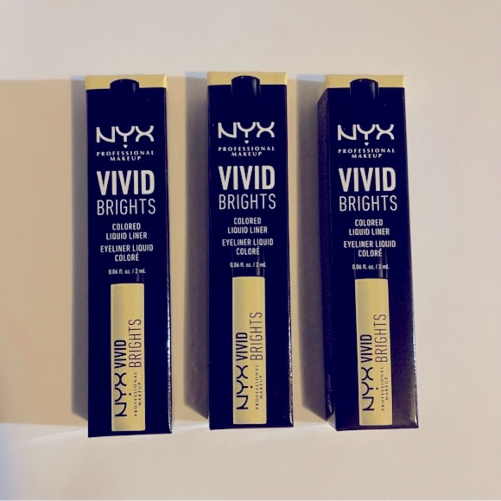 NYX Vivid Brights Liquid Eyeliner Vivid Halo VBL04 Bundle of 3